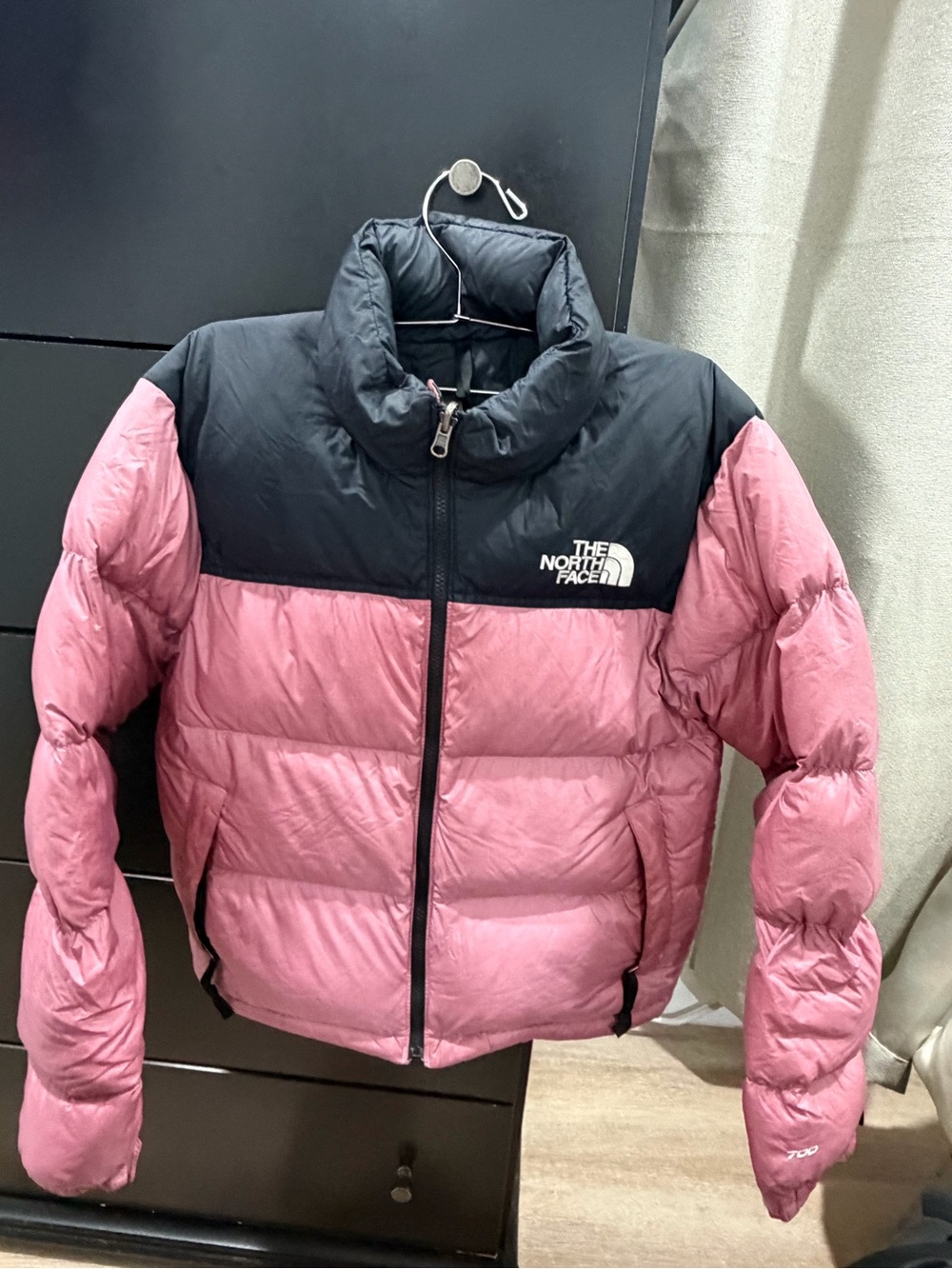 Women’s 1996 retro nuptse jacket color pink size small